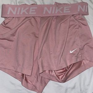 nike shorts, size S